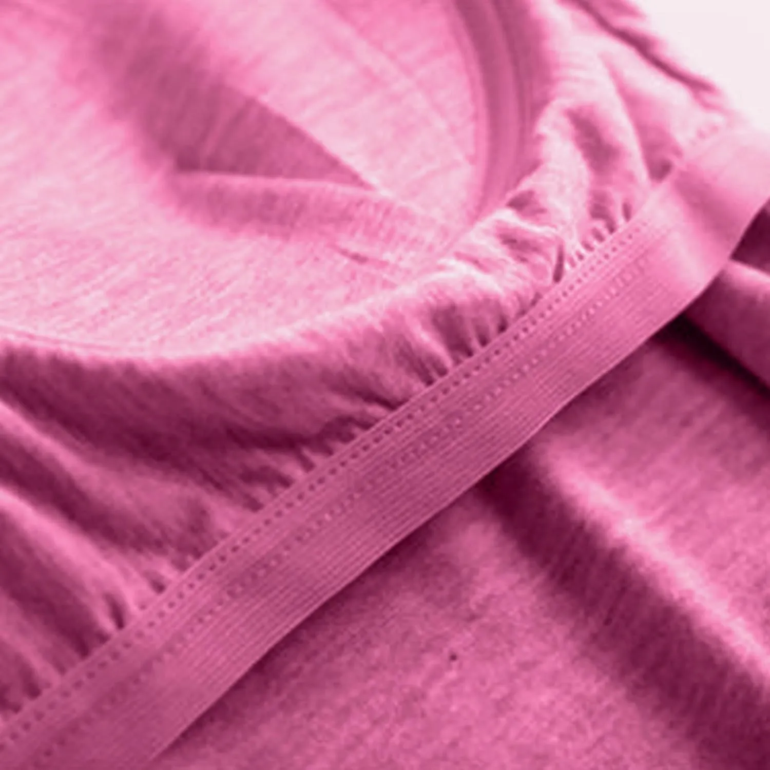 Basic Tees for Women Built in Bra Short Sleeve Crewneck Tops Workout Yoga T Shirts Summer Blouses 2025