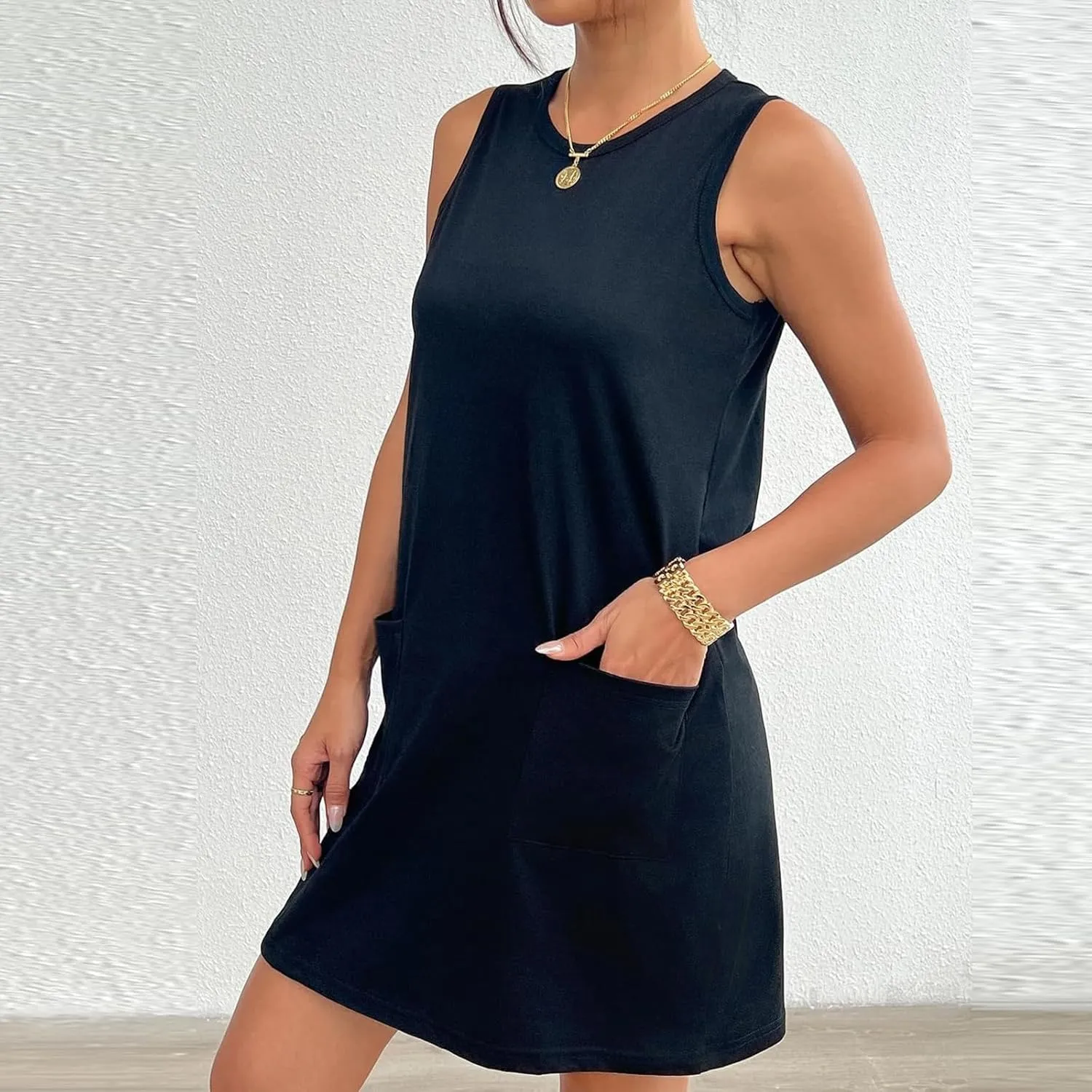 Kubbon Sundress for Women Casual Crewneck Sleeveless Midi Dress Loose Solid Color Tank Dresses with Pocket Vacation Outfits