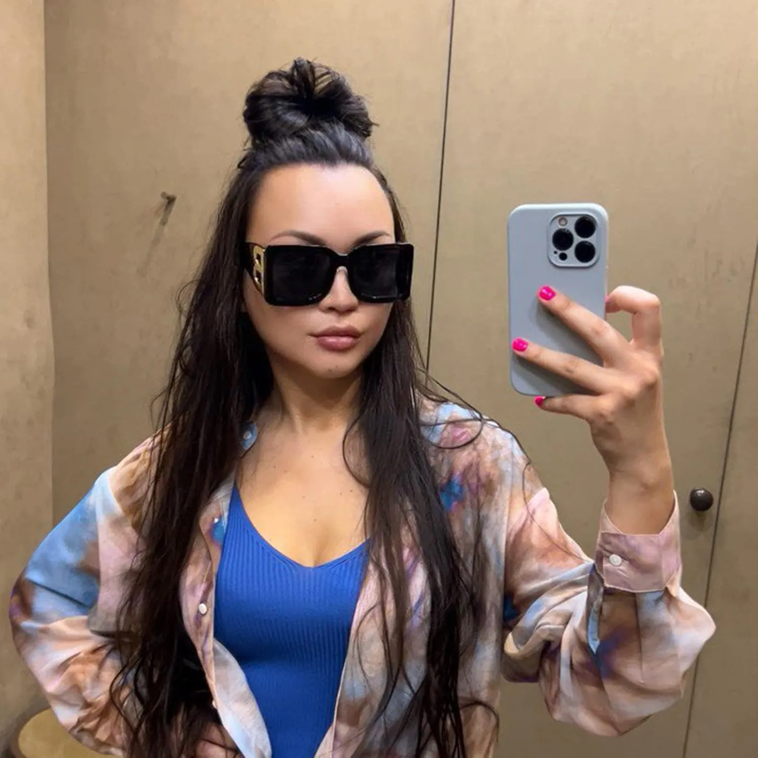 PORADAY Fashion Large Square Sunglasses for Women Men Trendy Black Thick Frame Luxury Designer Sun Glasses Modern Big Frame