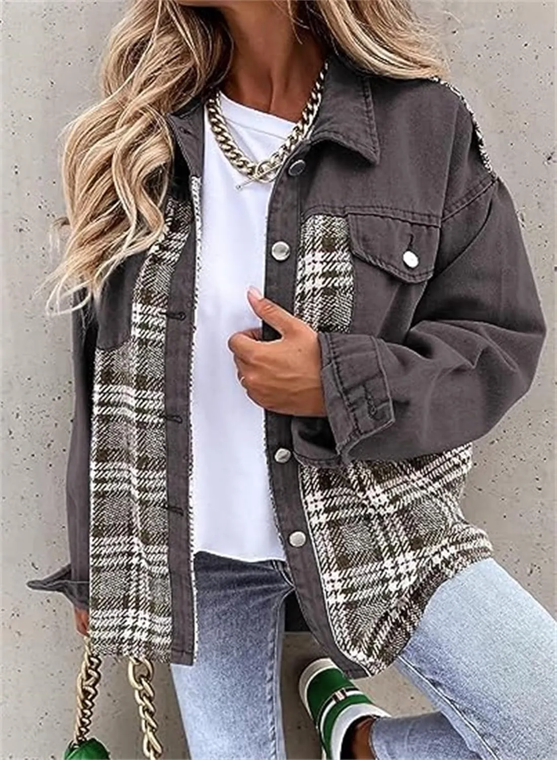 Women's Oversized Denim Jacket Long Sleeve Button Down Plaid Shacket Casual Boyfriend Jean Jacket Fall Clothes 2024